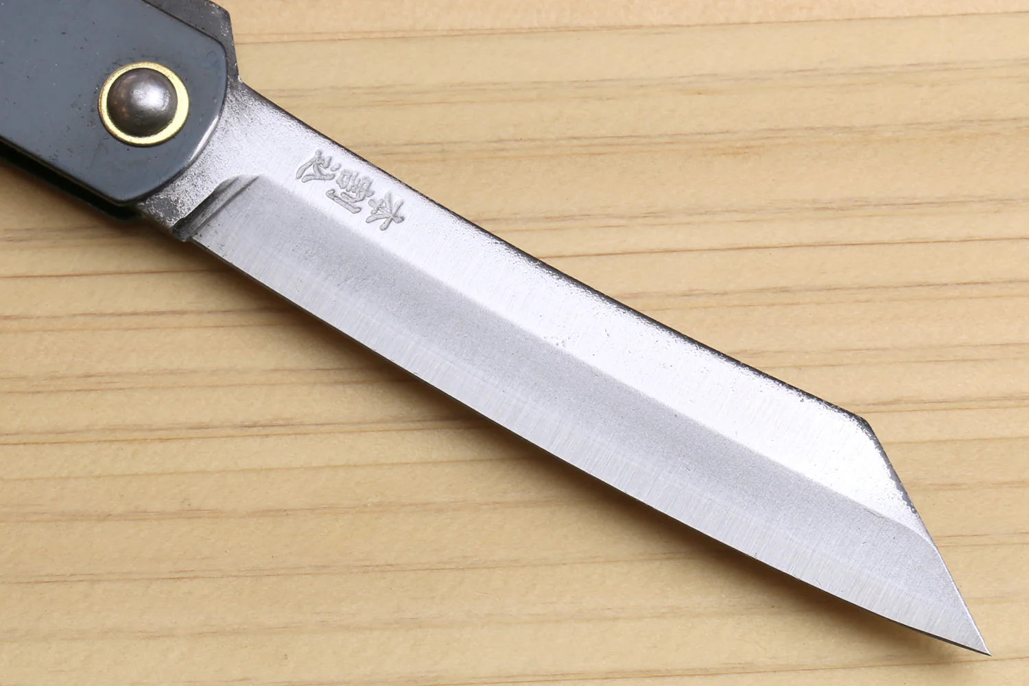 Japanese High Carbon SK-Steel Stainless Clad Kiridashi Pocket Knife - Image 2