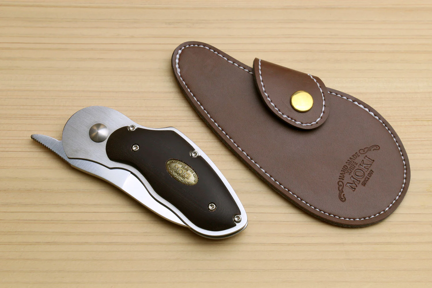 Moki VG-10 Stainless Steel Flamelock Folding Pocket Knife (Rabbit Matte Finish) - Image 4