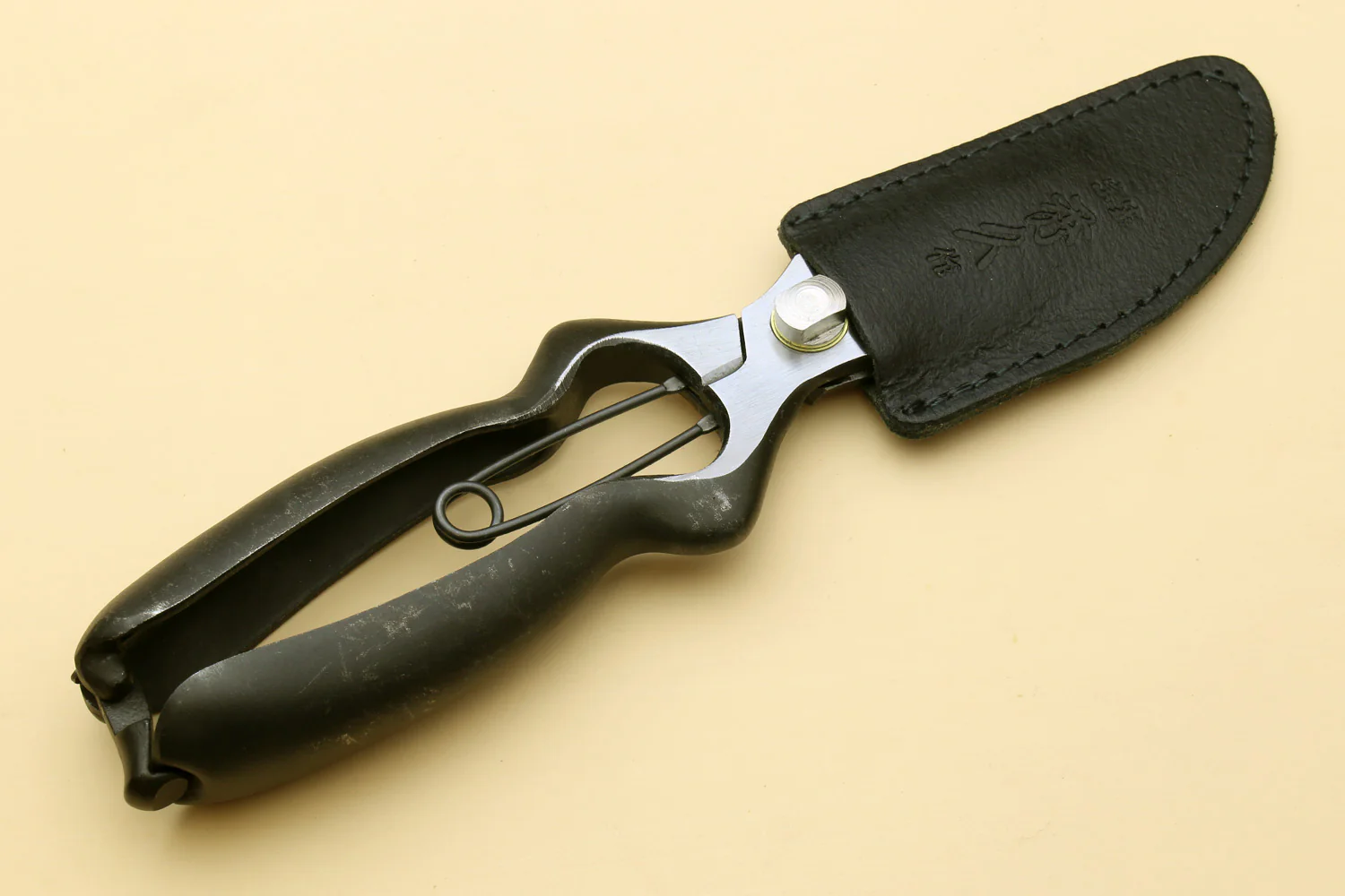 Professional Pruning Shears for Gardening, Garden Clippers, Hedge Shears, Plant Trimming Garden Tools - Image 9