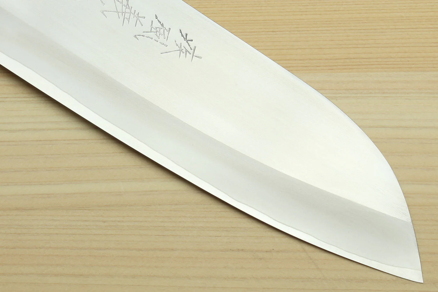 Yoshihiro High Speed Steel HAP40 Santoku Multipurpose Chefs Knife Ocean Blue Handle with Alternative Ivory Bolster and Magnolia Saya Cover - Image 4