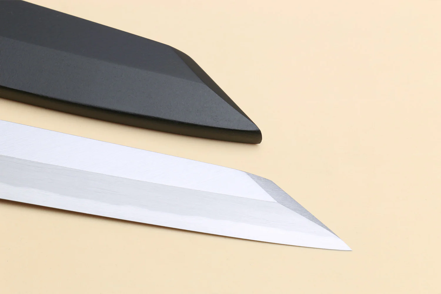 Yoshihiro Hongasumi White Steel Yanagi-Kiritsuke Sushi Sashimi Japanese Knife Rosewood Handle with Nuri Saya Cover - Image 3