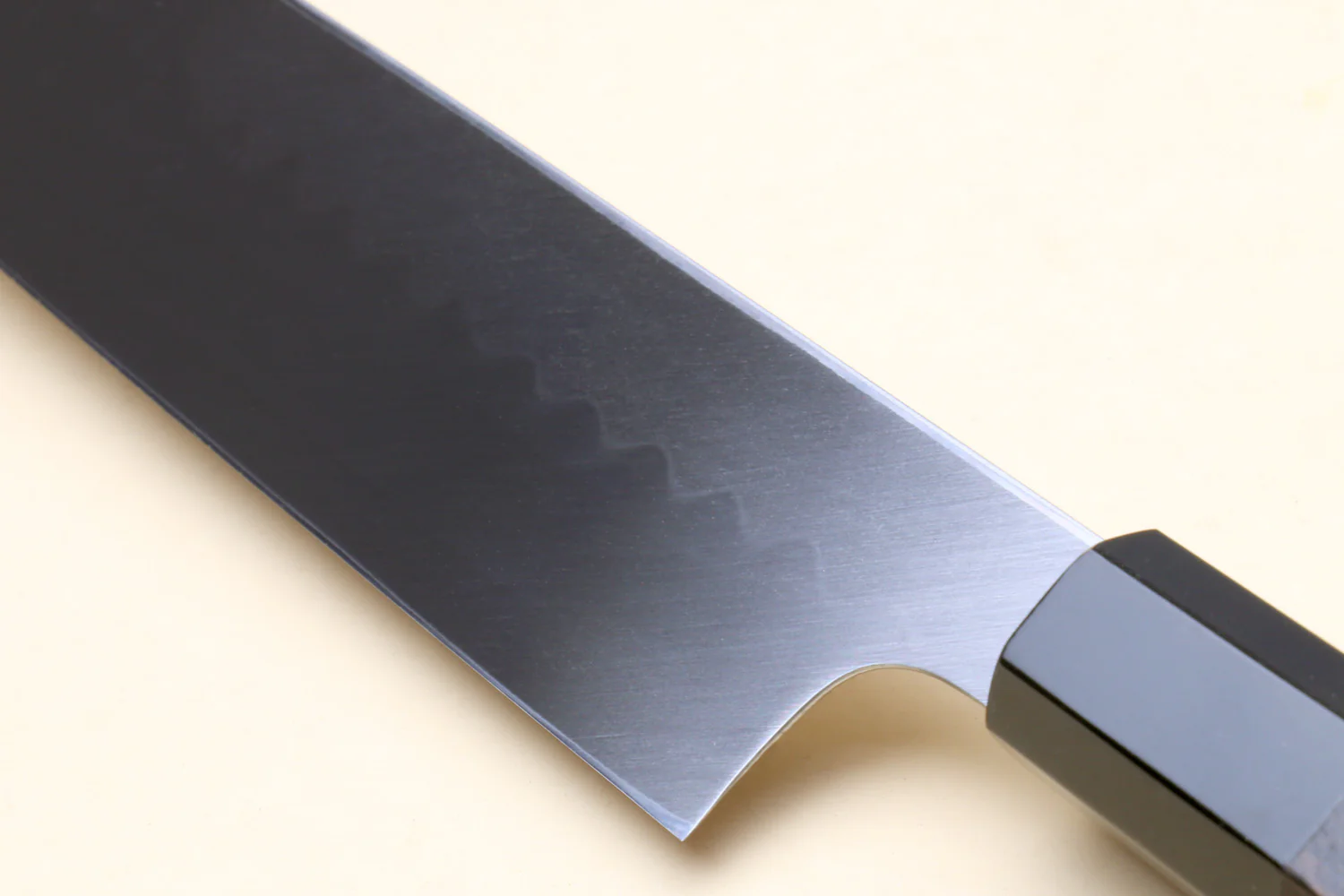 Yoshihiro Honyaki White Steel Mirror-Finished Namiukashi Kenmuki Japanese Single Edged Vegetable Knife with Premium Ebony Saya Cover - Image 5