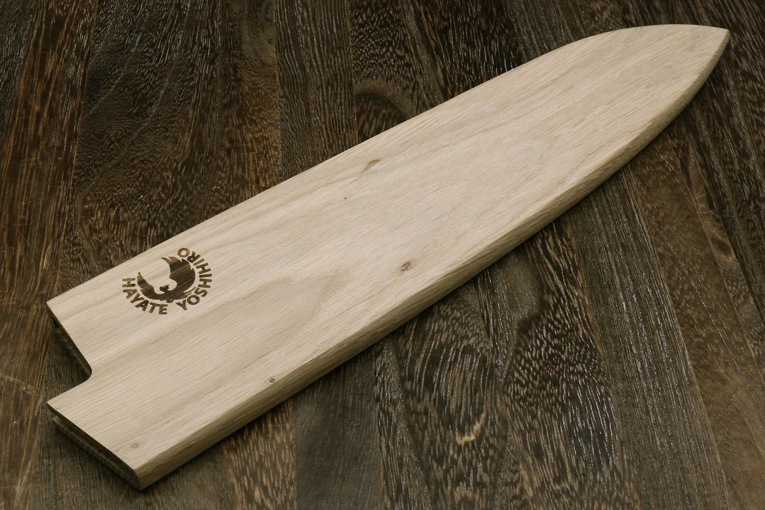 Yoshihiro Magnetic Oak Wood Saya Cover Blade Protector for Gyuto - Image 4