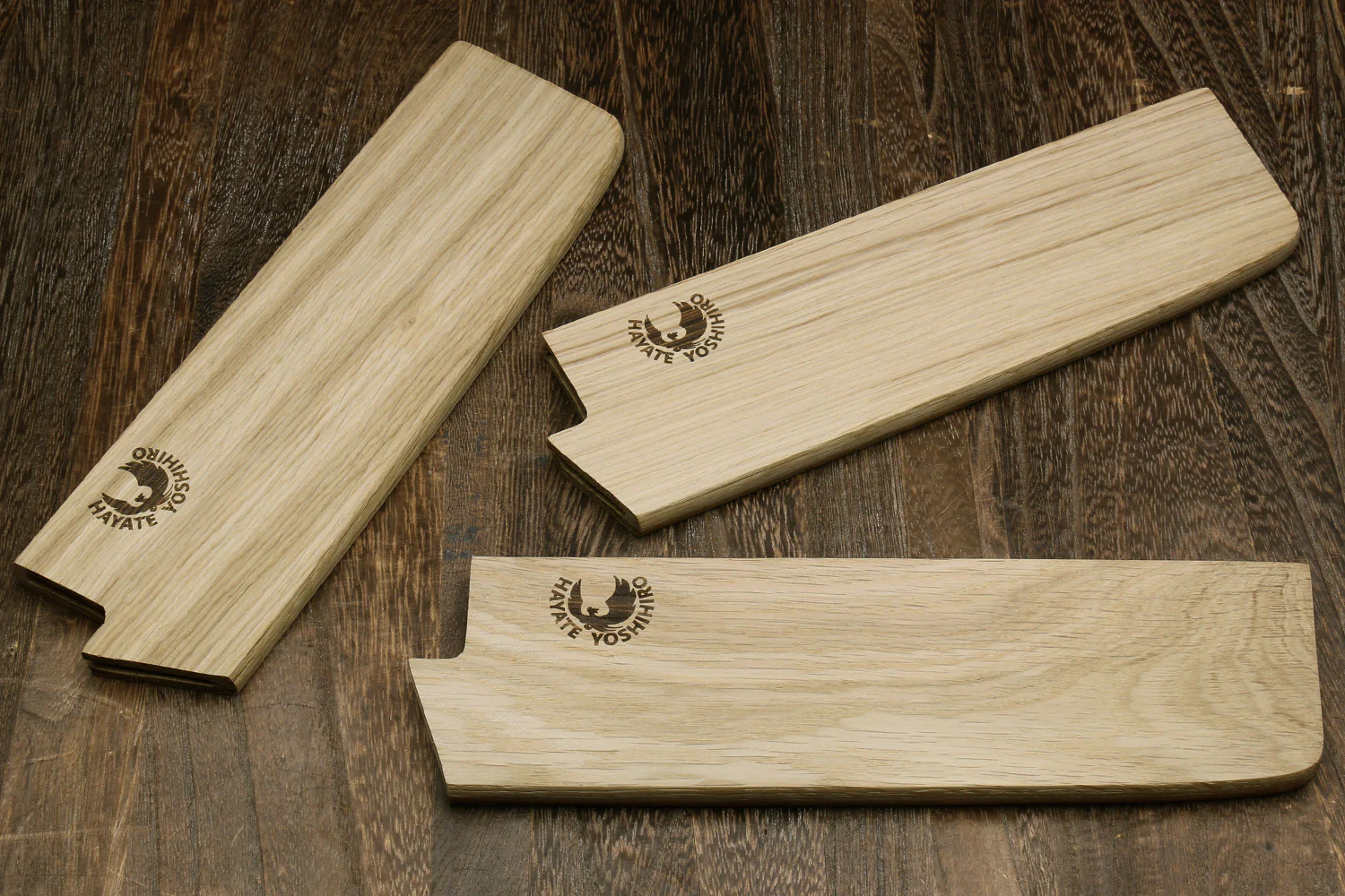Yoshihiro Magnetic Oak Wood Saya Cover Blade Protector for Nakiri - Image 3