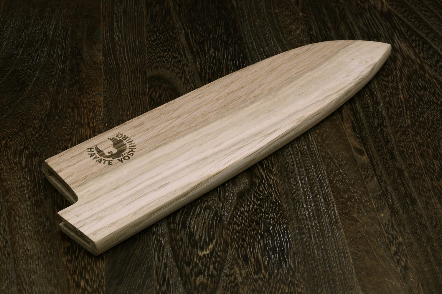 Yoshihiro Magnetic Oak Wood Saya Cover Blade Protector for Santoku - Image 5