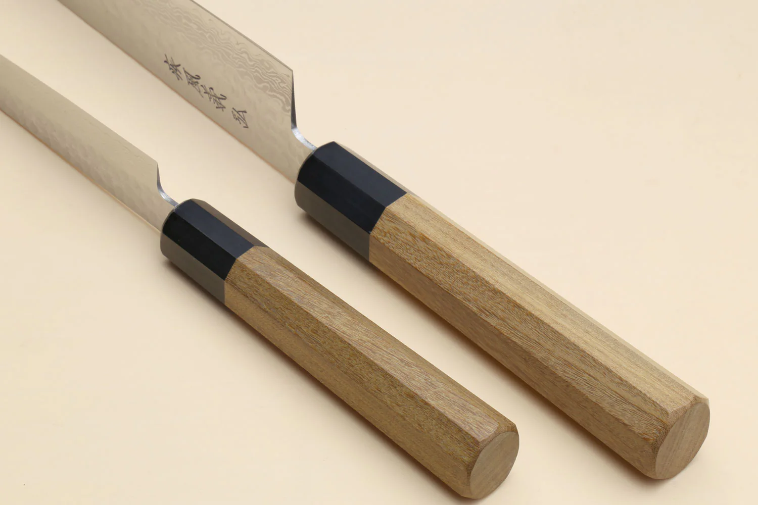 Yoshihiro VG-10 46 Layers Hammered Damascus Gyuto (210mm/240mm) Petty (150mm) Ambrosia Handle Chefs Knife Set - Image 7