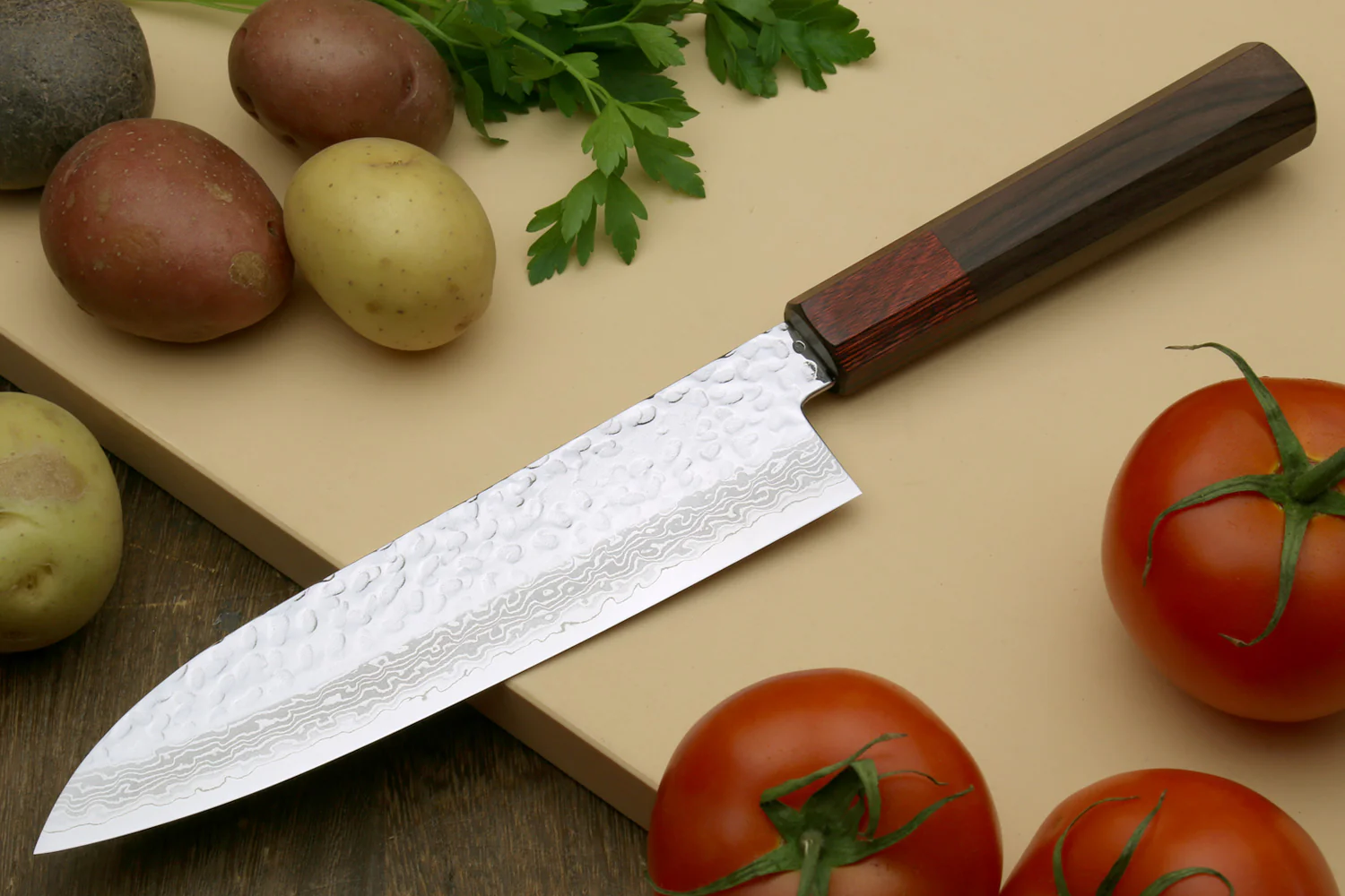 Yoshihiro VG-10 46 Layers Hammered Damascus Santoku Japanese Multipurpose Knife (Octagonal Shitan Rosewood) - Image 3