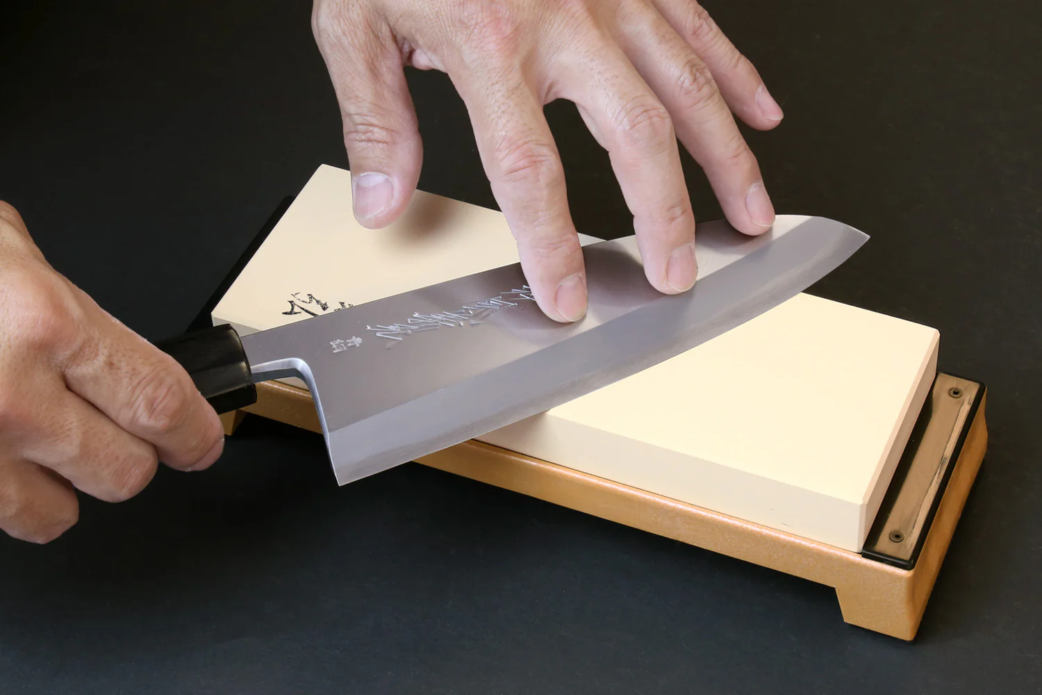 Yoshihiro Toishi Sharpening Stone Whetstone 3000 Grit - Image 3