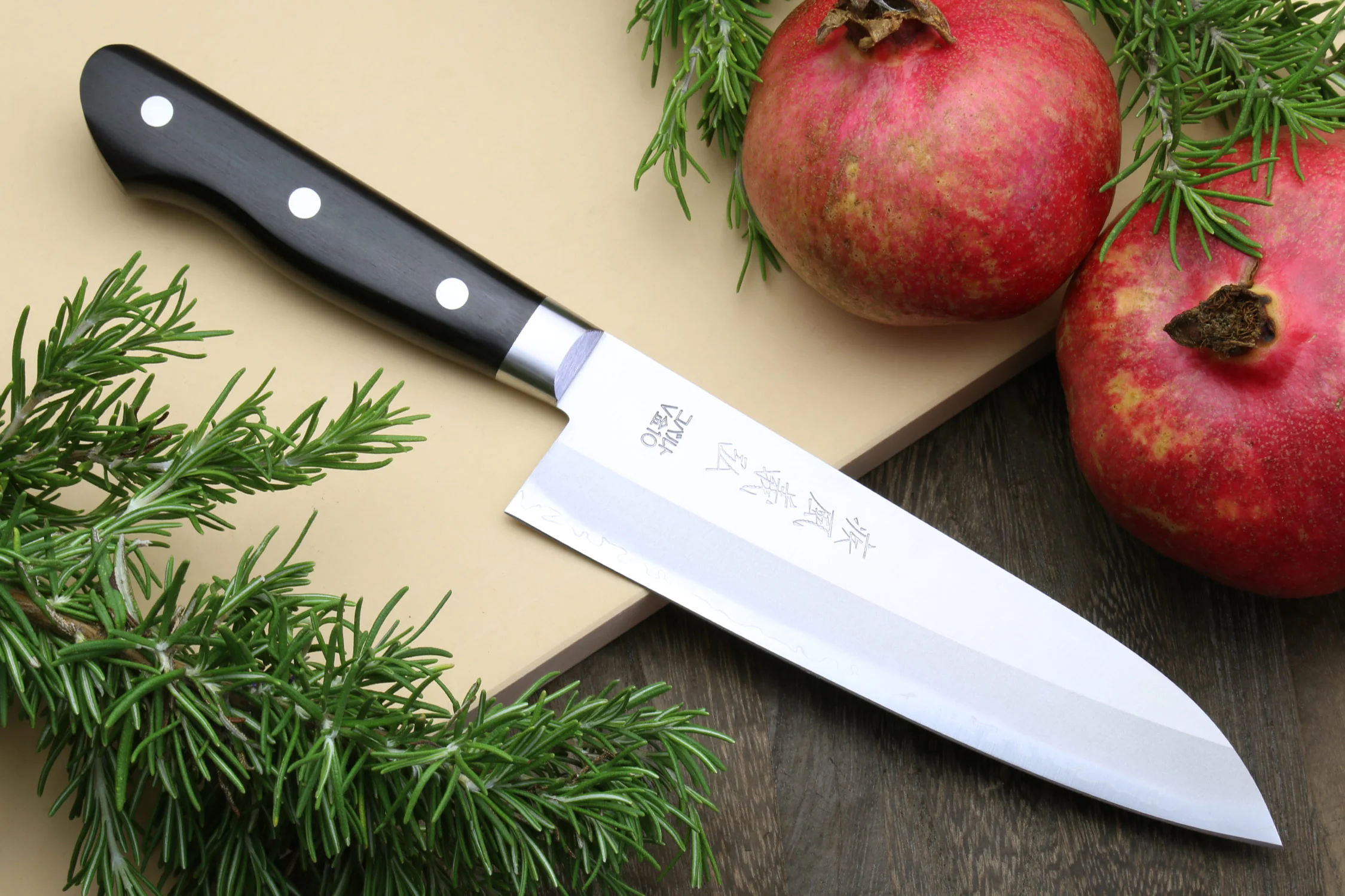Yoshihiro VG-10 Gold Stainless Steel Santoku Multipurpose Chef Knife 7" (180mm)