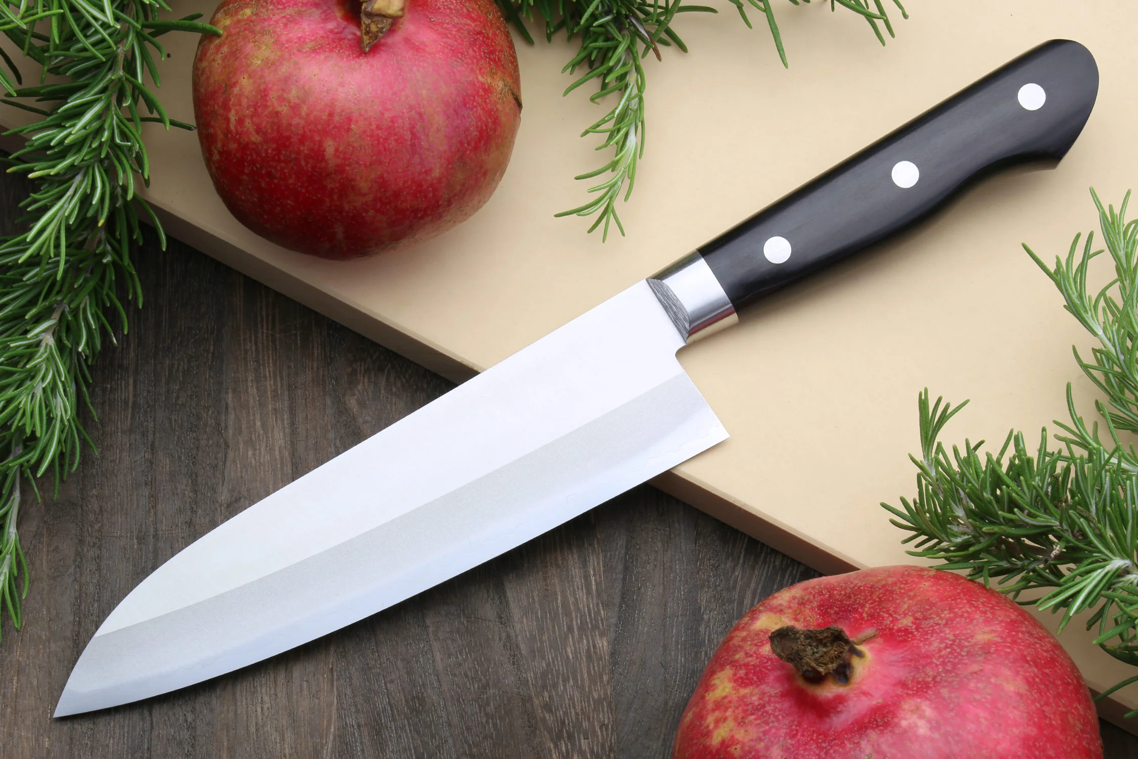 Yoshihiro VG-10 Gold Stainless Steel Santoku Multipurpose Chef Knife 7" (180mm) - Image 2