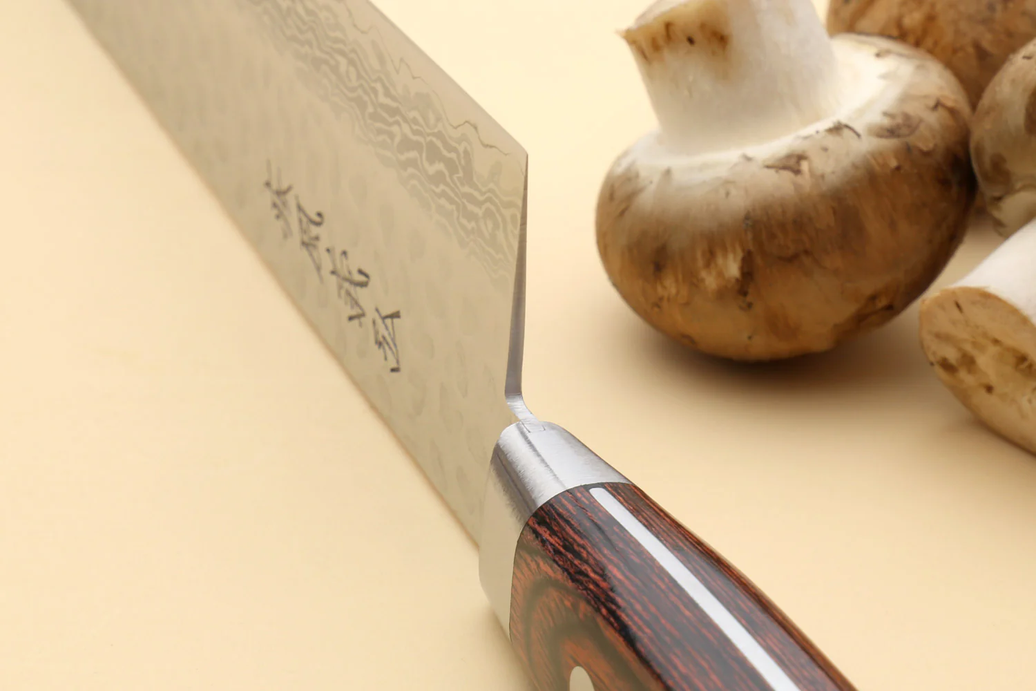 Yoshihiro VG-10 16 Layer Hammered Damascus Stainless Steel Kiritsuke Multipurpose knife 8.25" - Image 5