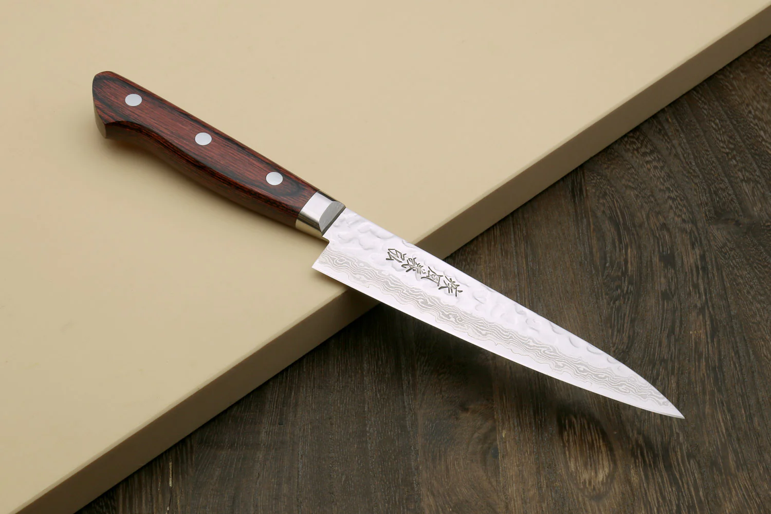 Yoshihiro VG-10 16 Layer Hammered Damascus Stainless Steel Petty - Image 6
