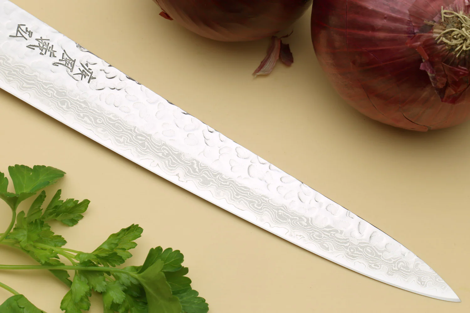 Yoshihiro VG-10 16 Layer Hammered Damascus Stainless Steel Sujihiki Slicer Chefs knife 9.5" (240mm) - Image 3