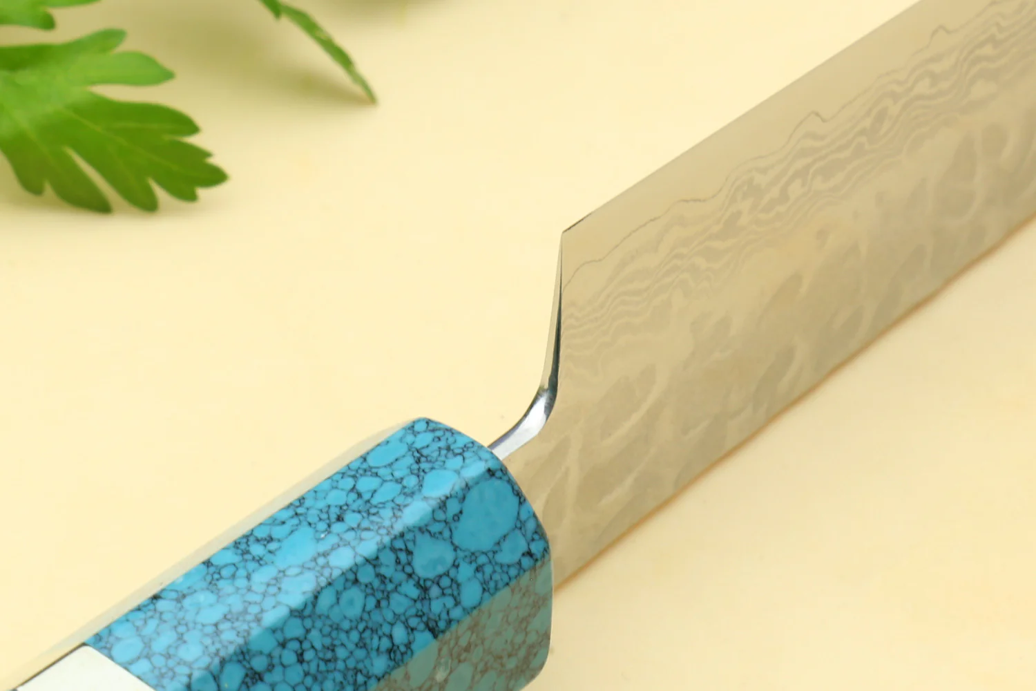 Yoshihiro VG-10 46 Layers Hammered Damascus Petty Utility Japanese Chef Knife Octagonal Turquoise Blue Handle (6" (150mm)) - Image 5
