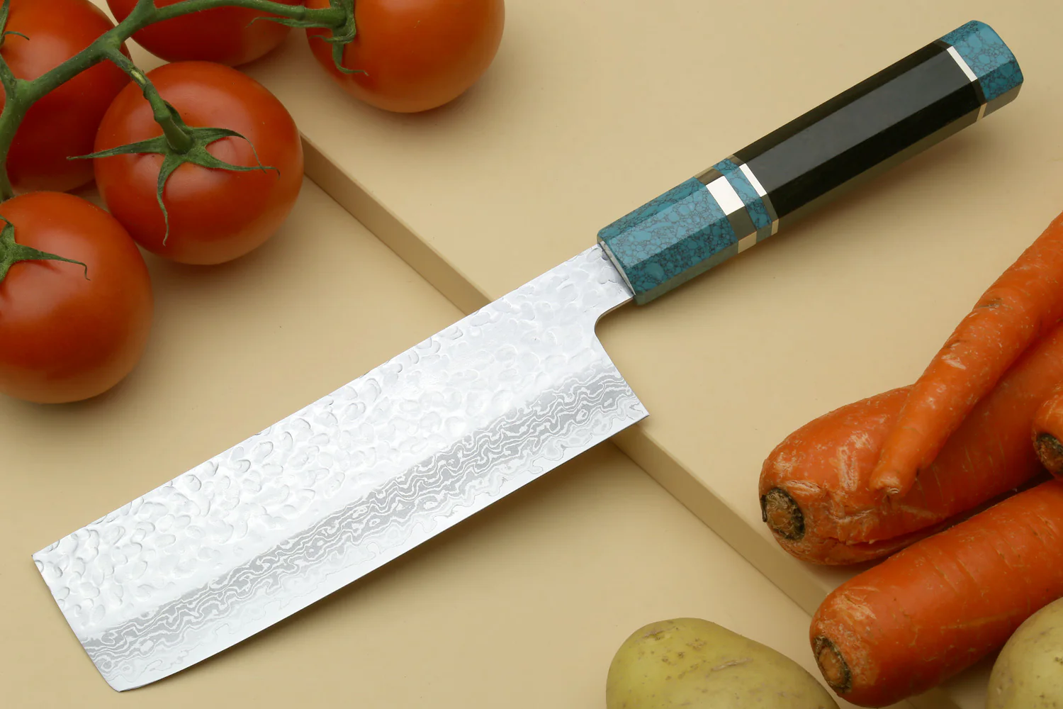 Yoshihiro VG-10 46 Layers Hammered Damascus Nakiri Japanese Vegetable Knife Octagonal Turquoise Blue Handle (Blade Length 6.5" (165mm)) - Image 2