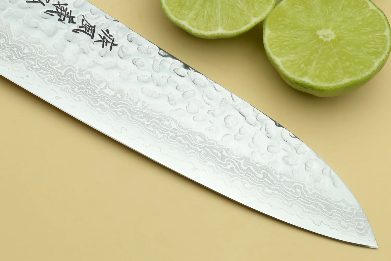 Yoshihiro VG-10 46 Layers Hammered Damascus Santoku Japanese Multipurpose Knife Octagonal Turquoise Blue Handle (Blade Length 7" (180mm)) - Image 4