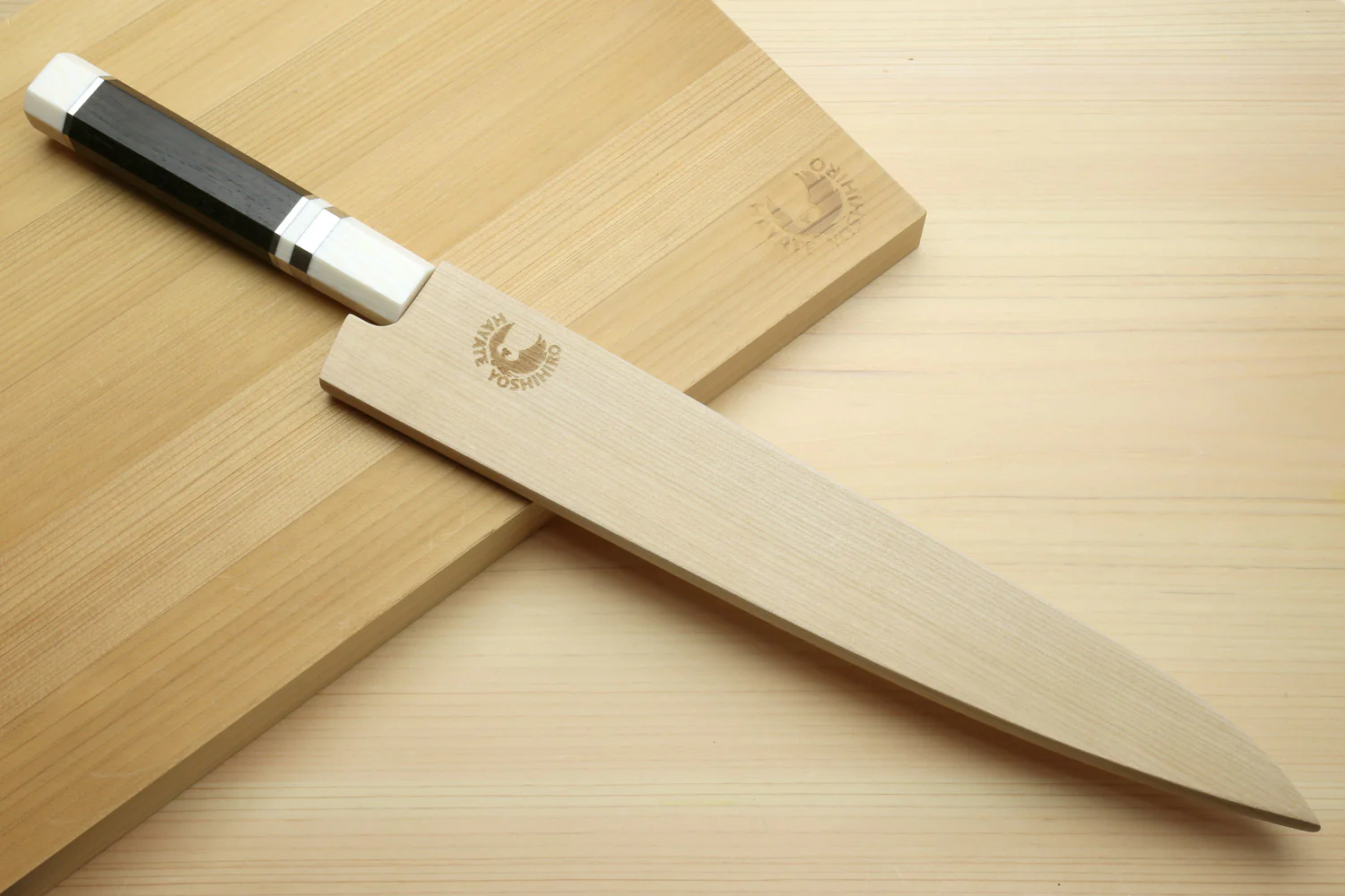 Yoshihiro VG-10 46 Layers Hammered Damascus Sujihiki Japanese Slicer Knife Octagonal Alternative Ivory Handle (Blade Length: 9.5" (240mm)) - Image 8